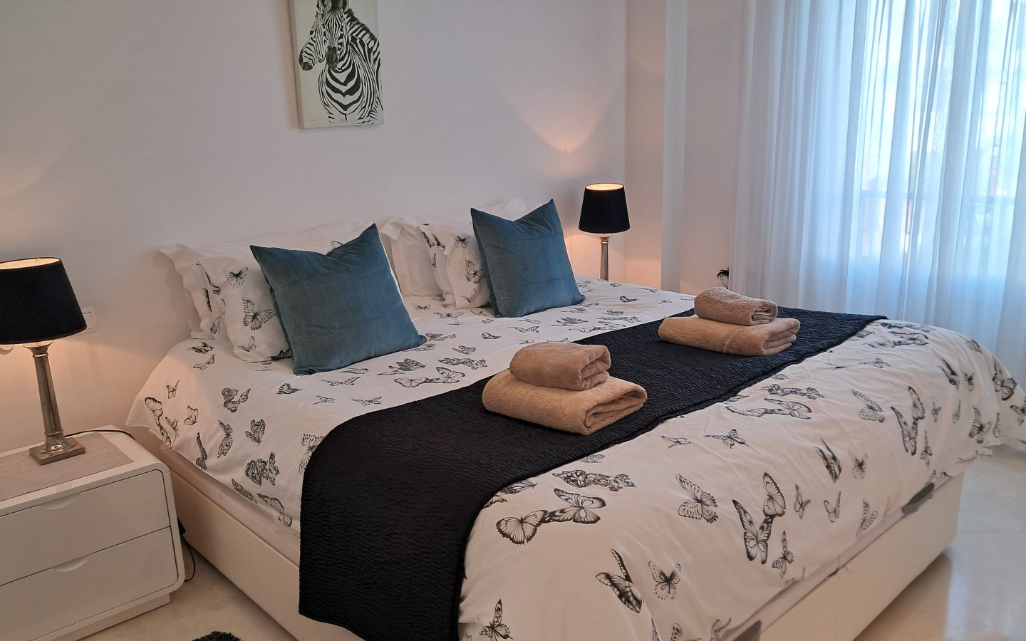 Jazmin - Master Superking Bed 1 Jazmin - Master Superking Bed 1