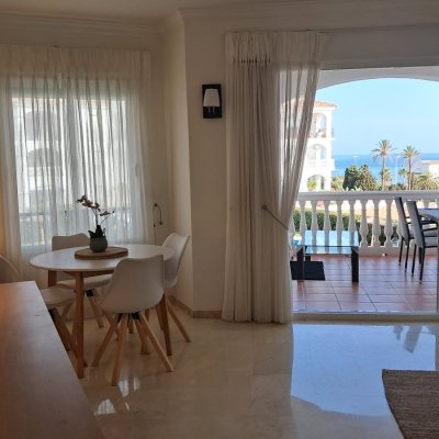 Jazmin - Beautiful lounge with marble tiles Jazmin - Beautiful lounge with marble tiles