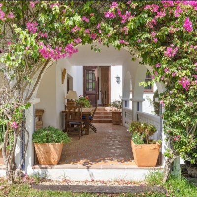 Entrance into the villa