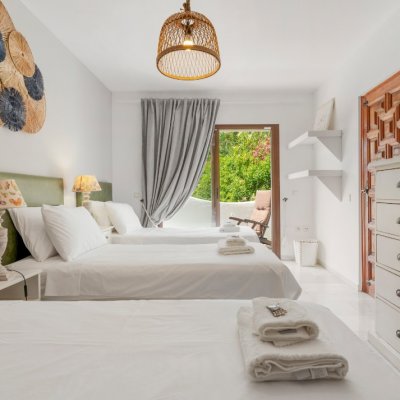 Bed 4 3 beds