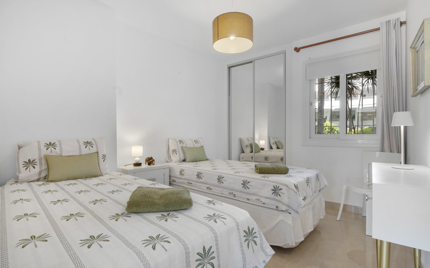AF114 - Guest bedroom