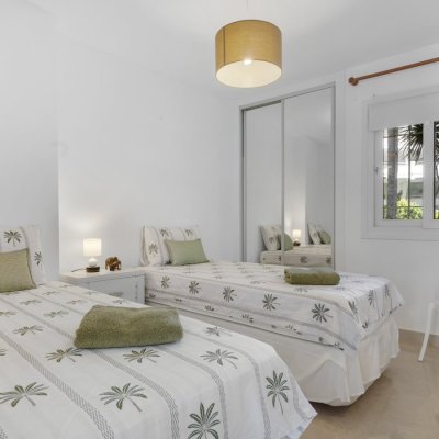 AF114 - Guest bedroom